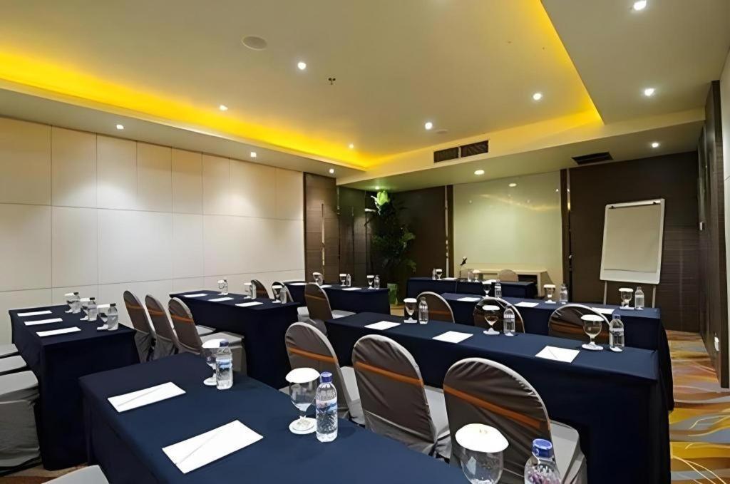Aria Barito Hotel Banjarmasin  Ngoại thất bức ảnh