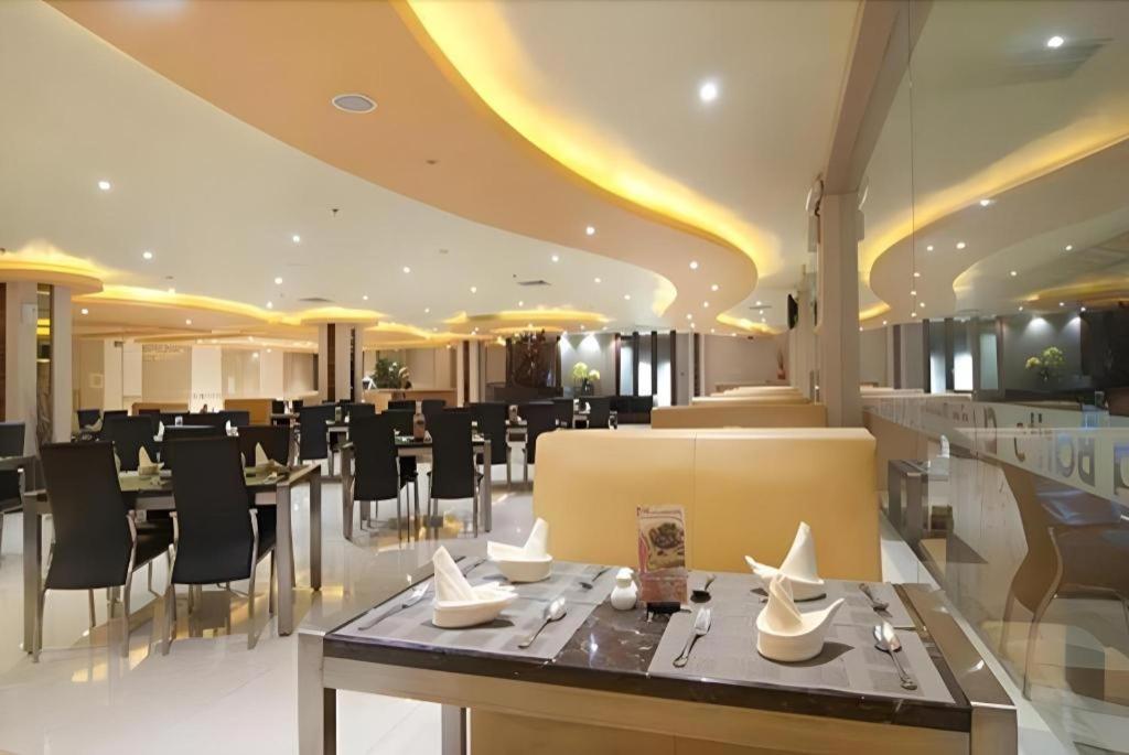 Aria Barito Hotel Banjarmasin  Ngoại thất bức ảnh