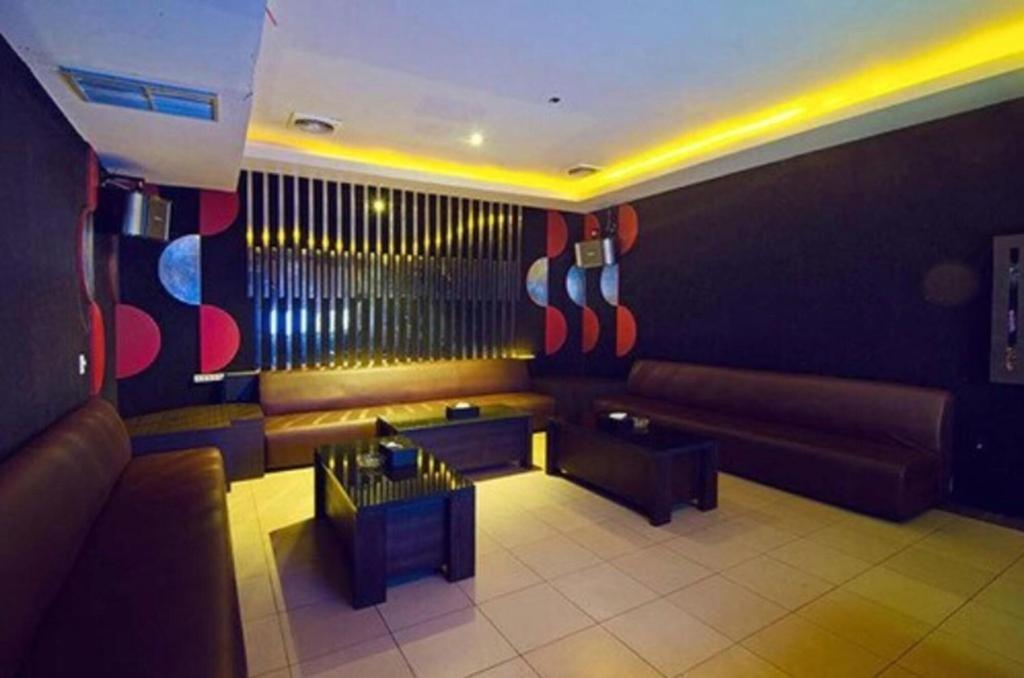 Aria Barito Hotel Banjarmasin  Ngoại thất bức ảnh